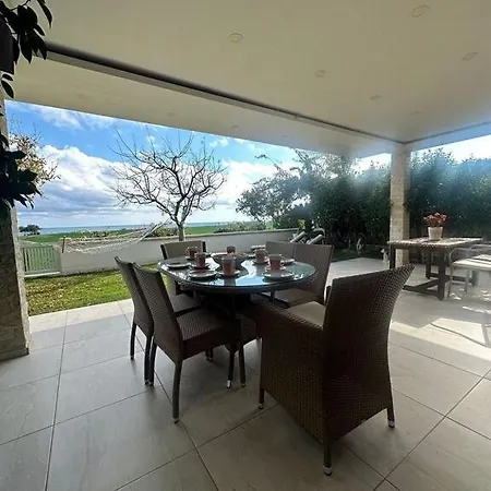 Sunrise Luxury * 라르나카